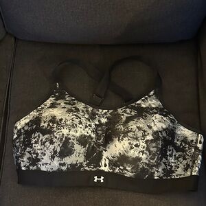 Under Armour Women's Monochrome Sports Bra